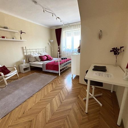 Downtown Hideaway Apartman Budapest Bagian luar foto