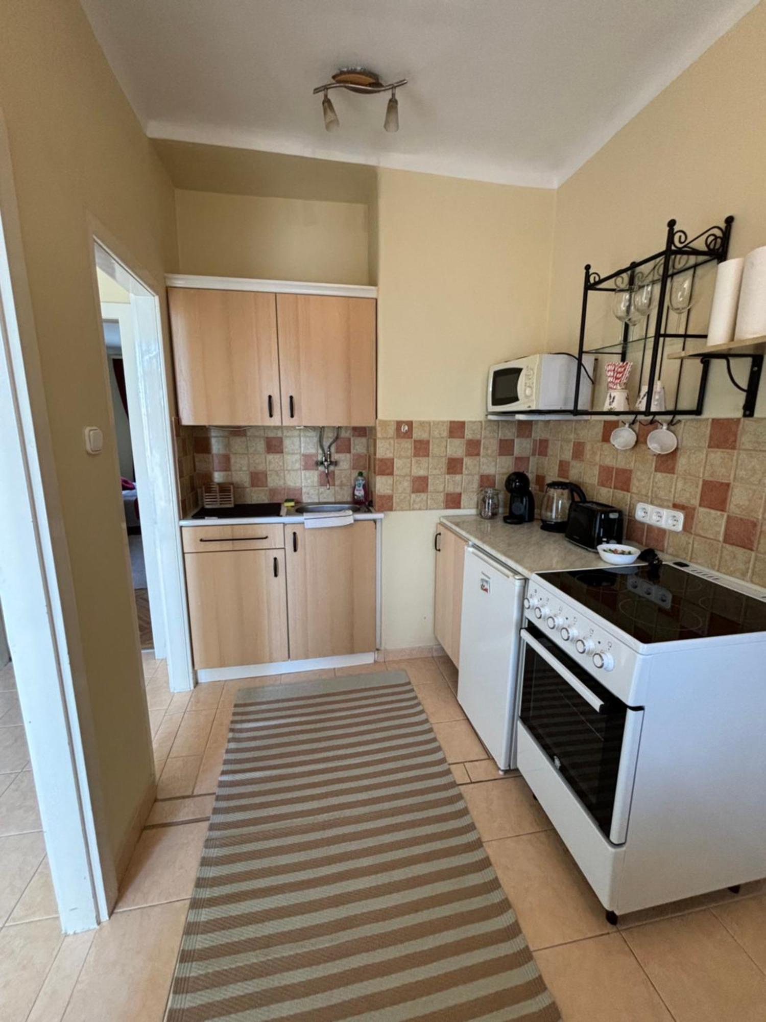 Downtown Hideaway Apartman Budapest Bagian luar foto