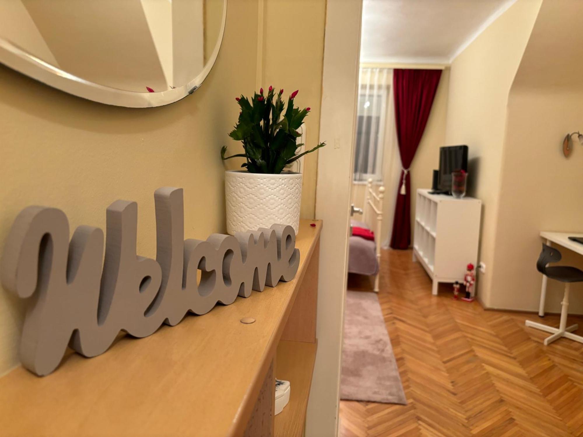 Downtown Hideaway Apartman Budapest Bagian luar foto