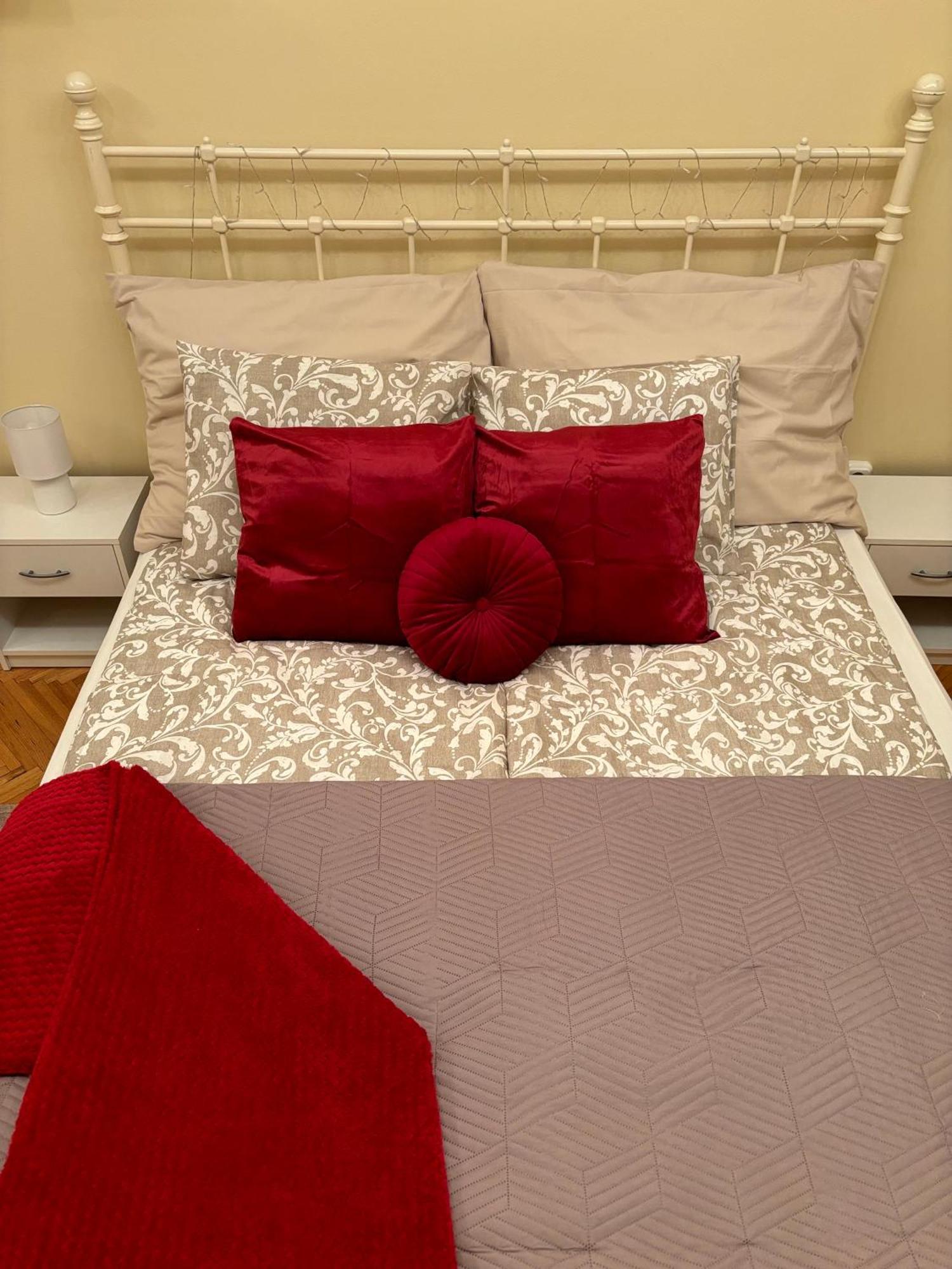 Downtown Hideaway Apartman Budapest Bagian luar foto